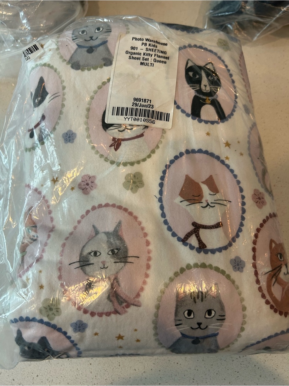 Pottery Barn Kitty Cat Flannel Sheet Set Queen NWOT - Picture 4 of 4